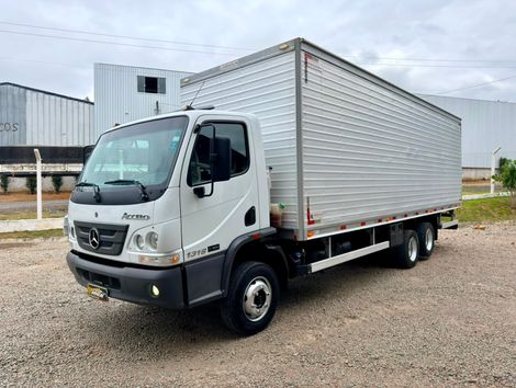 MERCEDES-BENZ Accelo 1316 6x2 2p (diesel)(E5)