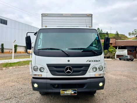 MERCEDES-BENZ Accelo 1316 6x2 2p (diesel)(E5)