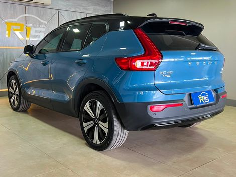 Volvo XC 40 Recharge Plus (Elétrico)