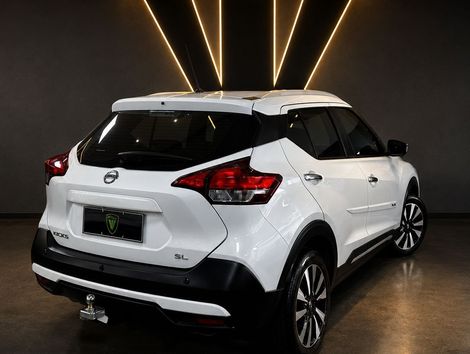 Nissan KICKS SL 1.6 16V FlexStar 5p Aut.