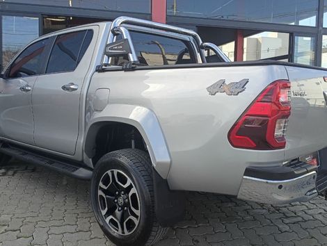 Toyota Hilux CD SRX 4x4 2.8 TDI 16V Diesel Aut.