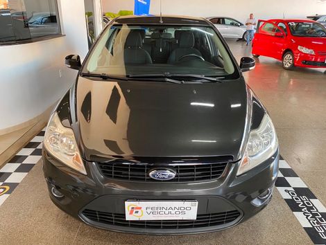 Ford Focus 1.6 S/SE/SE Plus Flex 8V/16V  5p