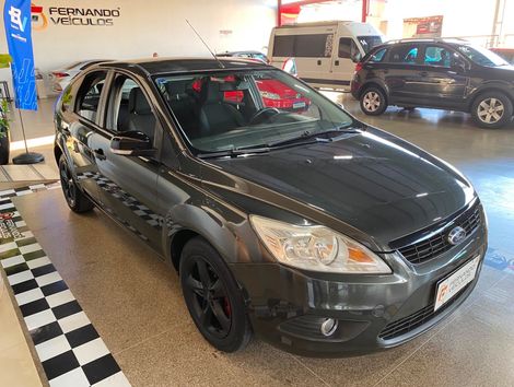 Ford Focus 1.6 S/SE/SE Plus Flex 8V/16V  5p