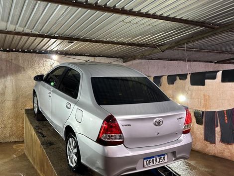 Toyota ETIOS X Plus 1.5 Flex 16V 5p Aut.