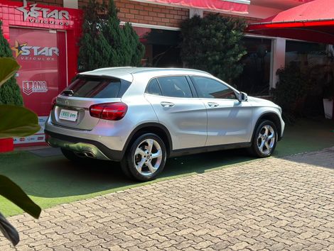 Mercedes GLA 200 Style 1.6 TB 16V/Flex Aut.
