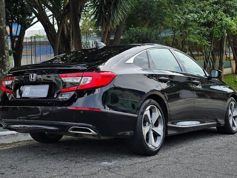 Honda Accord Sedan Touring 2.0 TB 16V Aut.