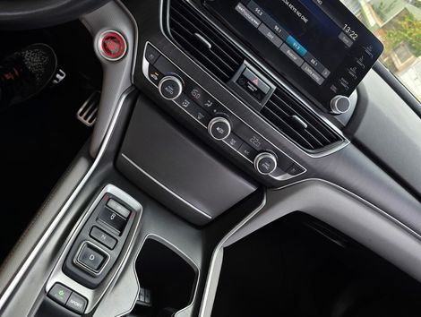 Honda Accord Sedan Touring 2.0 TB 16V Aut.
