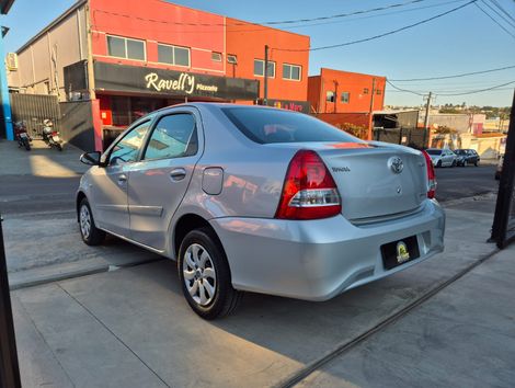 Toyota ETIOS XS 1.5 Flex 16V 5p Aut.