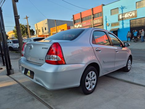 Toyota ETIOS XS 1.5 Flex 16V 5p Aut.