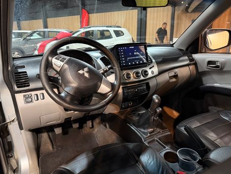 Mitsubishi L200 Triton HPE 3.2 CD TB Int.Diesel Mec