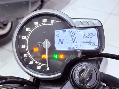 TRIUMPH SPEED 400