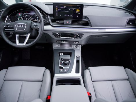 Audi Q5 SB P Black. 2.0 TFSIe S.Tr. Qt (Hib.)