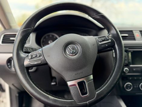 VolksWagen JETTA Comfortline 2.0 T.Flex 8V 4p Tipt.