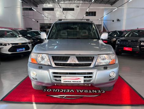 Mitsubishi Pajero HPE Full 3.2 4x4 T.I.Dies. 5p Aut
