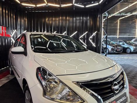 Nissan VERSA 10