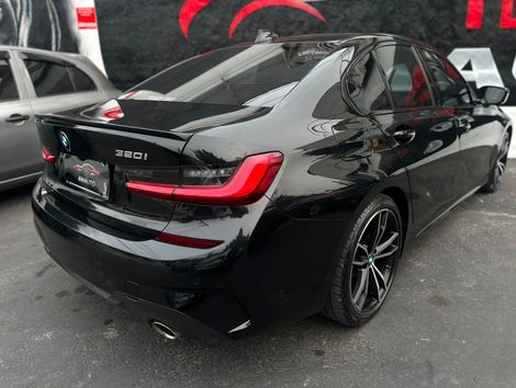 BMW 320iA 2.0 TB M Sport A.Flex/M.Sport 4p