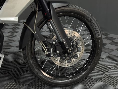 TRIUMPH TIGER 800 XCA