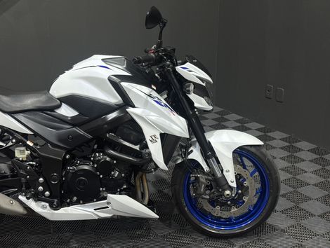 SUZUKI GSX-S 750
