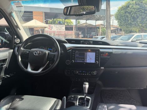 Toyota Hilux CD SRX 4x4 2.8 TDI 16V Diesel Aut.