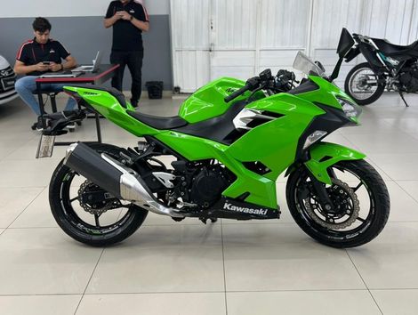 KAWASAKI NINJA 400