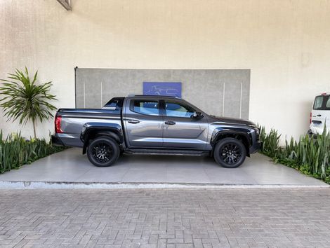 Mitsubishi Triton Katana 2.4 CD 4x4 TB Diesel Aut.
