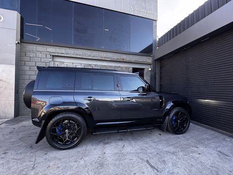 Land Rover Defe. 110 X-DY. D300 HSE Die Aut. (Híb.)