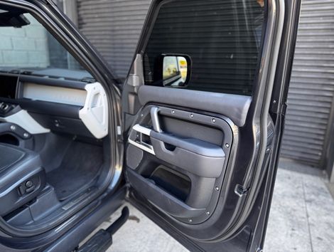 Land Rover Defe. 110 X-DY. D300 HSE Die Aut. (Híb.)