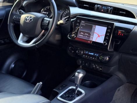 Toyota Hilux CD SRX 4x4 2.8 TDI 16V Diesel Aut.