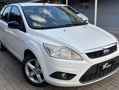 Ford Focus 1.6 S/SE/SE Plus Flex 8V/16V  5p