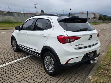 Fiat ARGO TREKKING 1.3 8V Flex