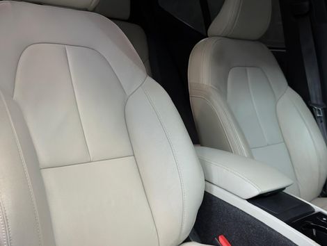 Volvo T4 INSCRIPT