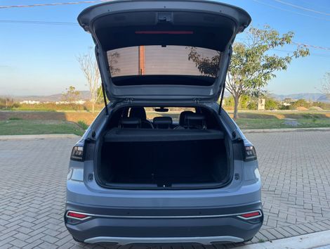 VolksWagen Nivus Highline 1.0 200 TSI Flex Aut.
