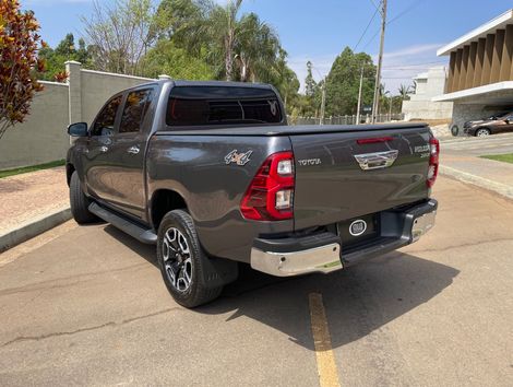 Toyota Hilux CD SRX 4x4 2.8 TDI 16V Diesel Aut.