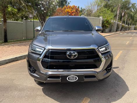 Toyota Hilux CD SRX 4x4 2.8 TDI 16V Diesel Aut.