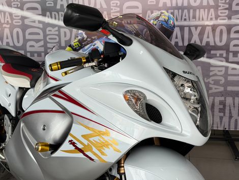 SUZUKI Motos Branco Pearl com Rodas Douradas