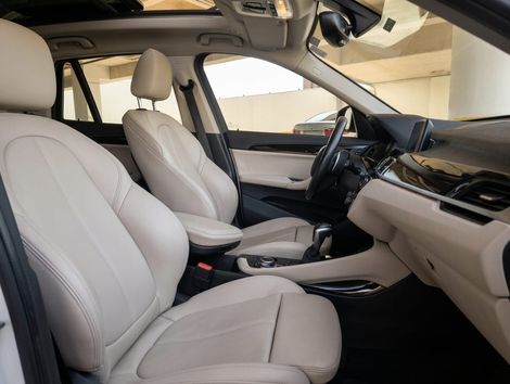 BMW X1 SDRIVE 20i X-Line 2.0 TB Active Flex
