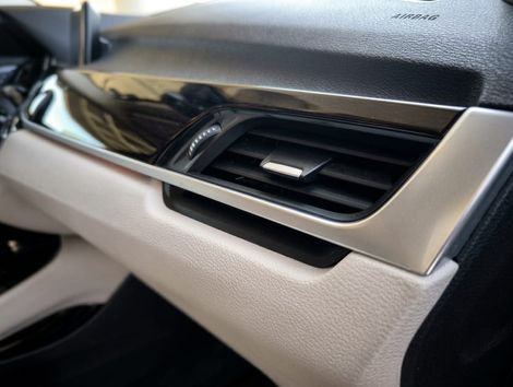 BMW X1 SDRIVE 20i X-Line 2.0 TB Active Flex