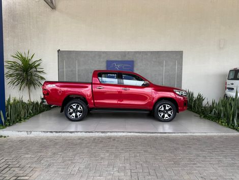 Toyota Hilux CD SRX 4x4 2.8 TDI 16V Diesel Aut.