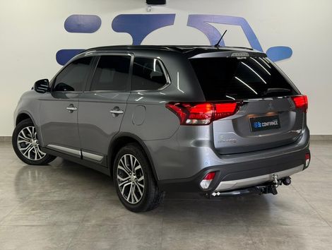 Mitsubishi OUTLANDER 2.2 165cv Diesel Aut.