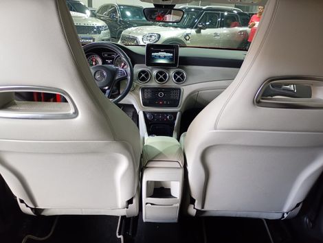 Mercedes GLA 200 Advance 1.6/1.6 TB 16V Flex Aut.