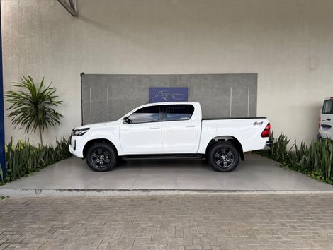 Toyota Hilux CD SR 4x4 2.8 TDI Diesel Aut.