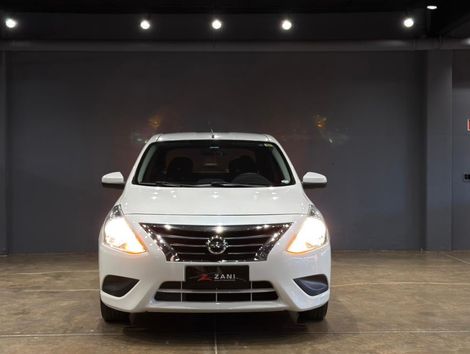 Nissan VERSA SV 1.6 16V FlexStart 4p Aut.