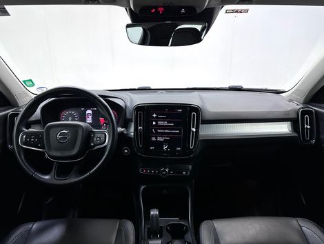 Volvo XC 40 T-5 MOMENTUM 1.5 FWD (Híbrido)