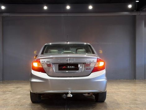 Honda Civic Sedan LXR 2.0 Flexone 16V Aut. 4p