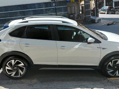VolksWagen Nivus Highline 1.0 200 TSI Flex Aut.