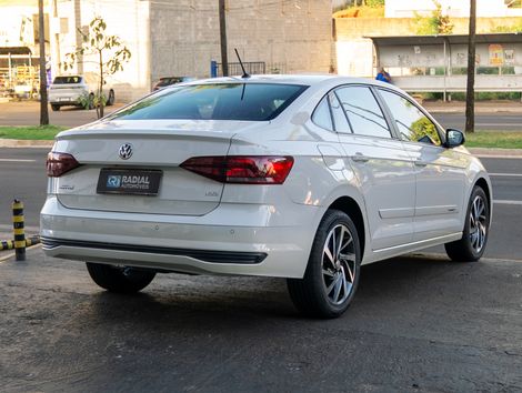 VolksWagen VIRTUS 1.6 MSI Flex 16V 4p Aut.