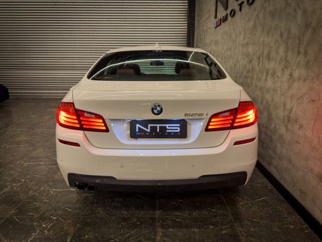 BMW 528iA M Sport 2.0 Turbo 16V 245cv 4p