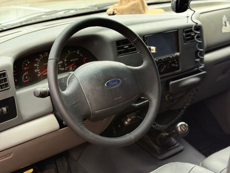 Ford F-250 XLT 4.2 180cv CD TB Diesel