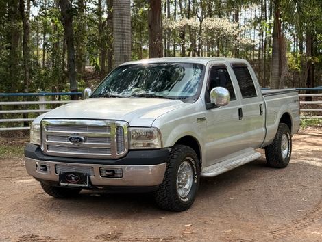 Ford F-250 XLT 4.2 180cv CD TB Diesel