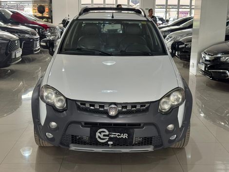 Fiat Strada Adv.1.8 16V Dualogic Flex CD